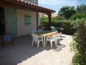 Villa T4 au Bord du Lac avec Terrasse, 6 Pers, Parking, Animaux Acceptés, Classée 1* - FR-1-798-37